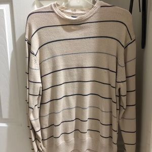 International waters men sweater size large